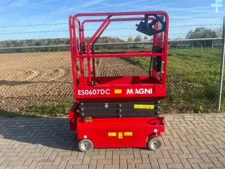 Ollós munka emelvény 2023  Magni ES0607EP | 2023 (1)