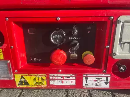 Ollós munka emelvény 2023  Magni ES0607EP | 2023 (11)