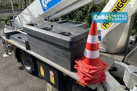 Plošina na nákladním automobilu 2016  Palfinger P 260 B | 2016 (7)