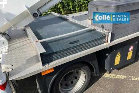 Plošina na nákladním automobilu 2016  Palfinger P 260 B | 2016 (8)