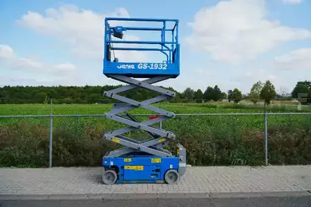 Saksinostimet 2019  Genie GS-1932 | 2019 (9)