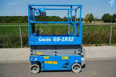 Levantamento tesoura 2019  Genie GS-1932 | 2019 (2)