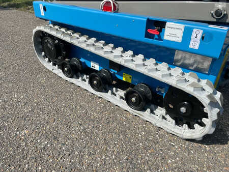 Scissor lift 2022  Fronteq FS0507T Tracked Scissor Lift (10)