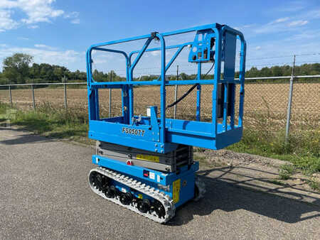 Scissor lift 2022  Fronteq FS0507T Tracked Scissor Lift (8)