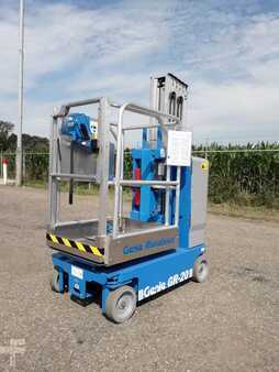 Függöleges emelö emelvény 2020  Genie GR-20 | 2020 (7)