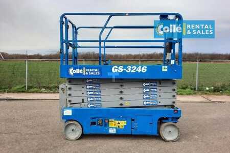 Scherenarbeitsbühne 2013  Genie GS-3246 | 2013 (2)