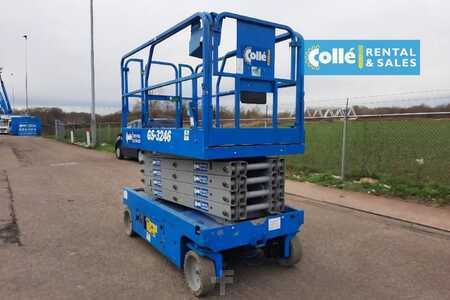 Scherenarbeitsbühne 2013  Genie GS-3246 | 2013 (3)