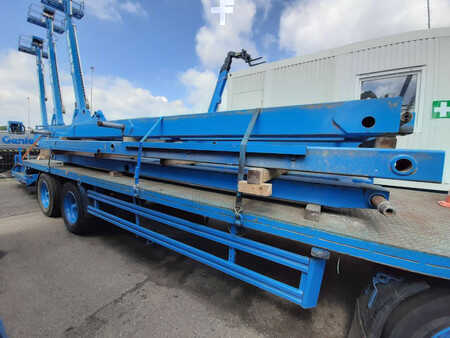 Podnośnik nożycowy 1998  Holland-Lift Megastar G300 DISASSEMBLED (3)