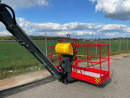 Podnośnik teleskopowy 2022  MAGNI BT24RT BT 24 RT 4x4x4 454kg! 24m! (3)