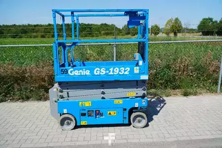 Saksinostimet 2019  Genie GS-1932 | 2019 (1)