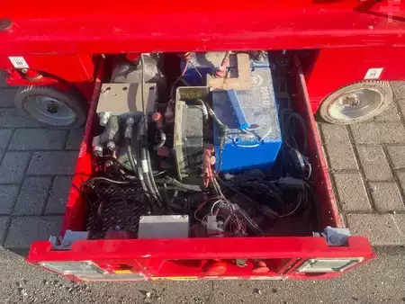 Ollós munka emelvény 2023  Magni ES0607EP | 2023 (12)