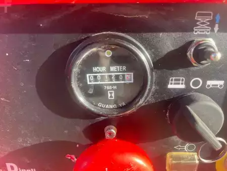 Ollós munka emelvény 2023  Magni ES0607EP | 2023 (13)