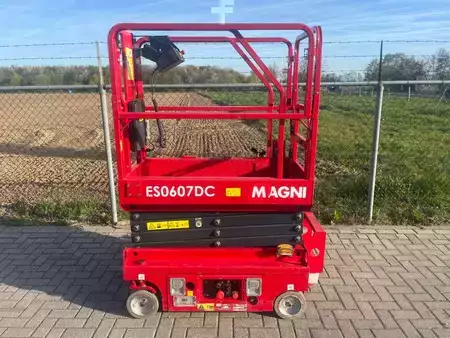 Ollós munka emelvény 2023  Magni ES0607EP | 2023 (2)