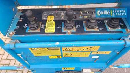 Knikarmhoogwerker 2008  Genie Z 135 | 2008 (12)