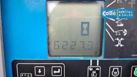 Knikarmhoogwerker 2008  Genie Z 135 | 2008 (15)