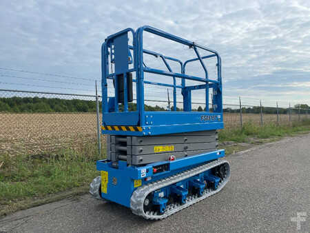 Scissor lift 2022  Fronteq FS0610T Tracked Scissor Lift (3)