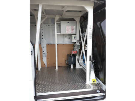 Truck mounted platform 2019  France Elevateur 152TPF (14)