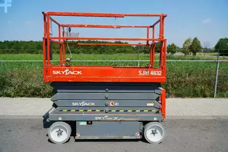 Saxliftar 2015  SkyJack SJ III 4632 | 2015 (1)