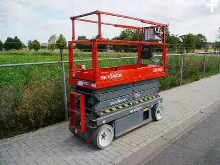 Podnośnik nożycowy 2015  SkyJack SJ III 3226 | 2015 (5)