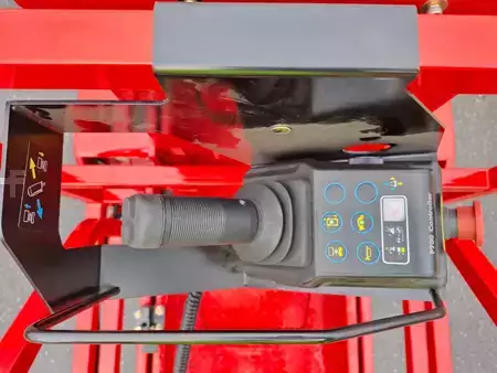 Kolmo zvedaná plošina 2024  Magni MJP080F | 2024 (11)