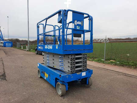 Saksinostimet 2013  Genie GS 3246 (3)