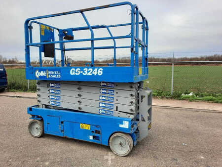 Saksinostimet 2013  Genie GS 3246 (6)