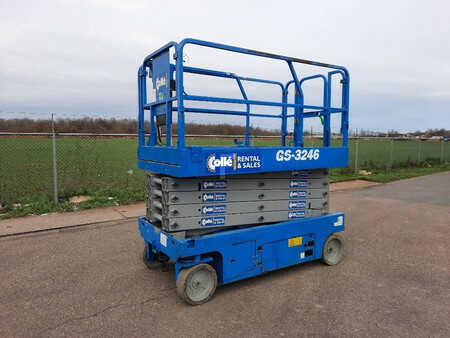 Saksinostimet 2013  Genie GS 3246 (7)