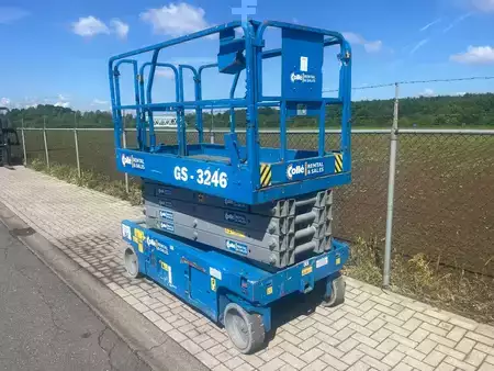 Saxliftar 2012  Genie GS-3246 | 2012 (6)