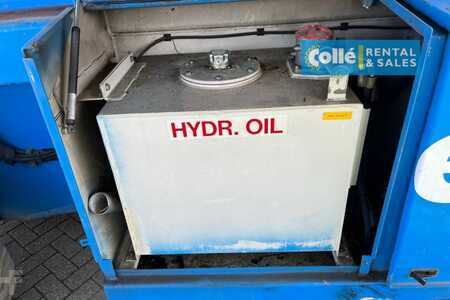 Scissors Lifts 2003  Holland-Lift M 250 DL 27 | 2003 (13)