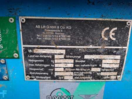 65881_46a69568-14.jpg?v=1766037852