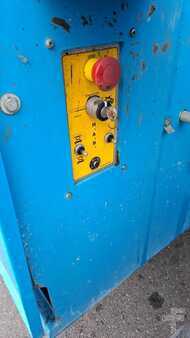 65881_46a69568-19.jpg?v=1766037852