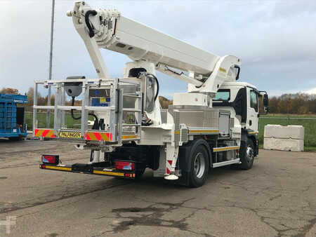 Truck mounted platform 2021  Palfinger P 370 KS (11)