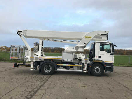 Truck mounted platform 2021  Palfinger P 370 KS (13)