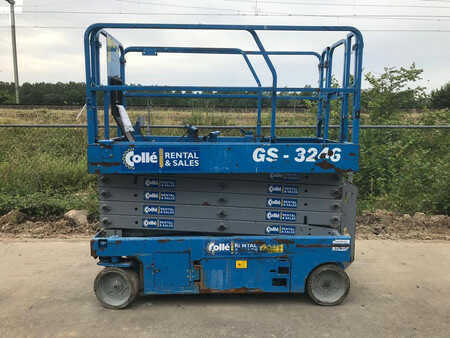 Schaarhoogwerker 2013  Genie GS 3246 (1)