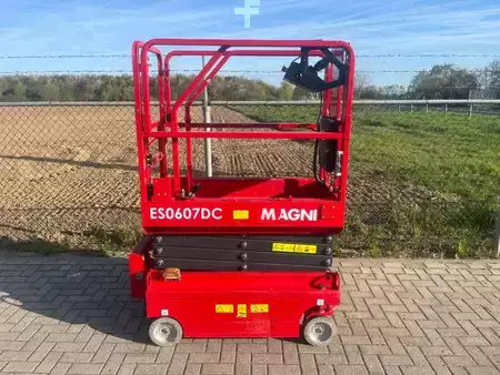 Ollós munka emelvény 2023  Magni ES0607EP | 2023 (1)