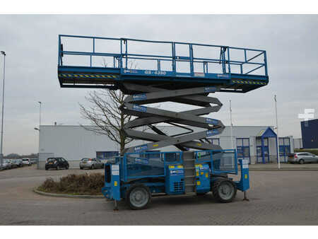 Scissors Lifts 2008  Genie GS4390RT (1)