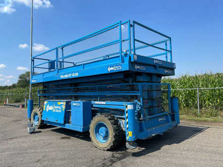 Scissor lift 2006  Holland-Lift Megastar G-320DL30 4WDS/N (2)