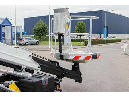 Truck mounted platform 2019  Palfinger P 200 T X E (13)