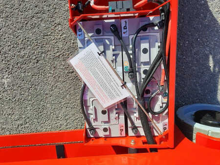 Piattaforme aeree a pantografo 2022  MAGNI ES 0812 AC | ES0812AC (8)