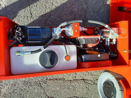 Piattaforme aeree a pantografo 2022  MAGNI ES 0808 AC | ES0808AC (9)