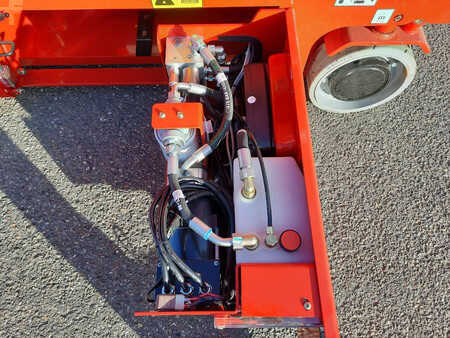 Piattaforme aeree a pantografo 2022  MAGNI ES 0807 AC | ES0807AC (8)