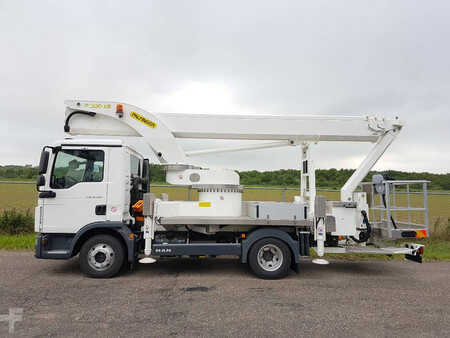 Truck mounted platform 2022  Palfinger P 300 KS (1)