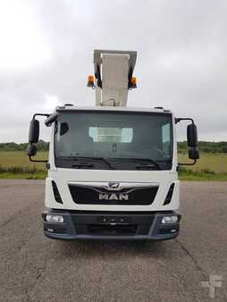 Truck mounted platform 2021 Palfinger P 300 KS (7)