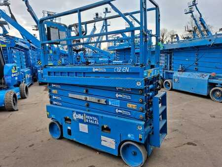 Scherenarbeitsbühne 2015  Airo X 12 EN | 2015 (2)