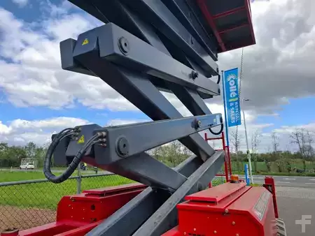 Ollós munka emelvény 2024  Magni DS 2223 RTP | 2024 (11)