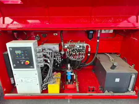 Ollós munka emelvény 2024  Magni DS 2223 RTP | 2024 (12)