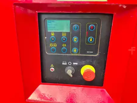 Ollós munka emelvény 2024  Magni DS 2223 RTP | 2024 (15)