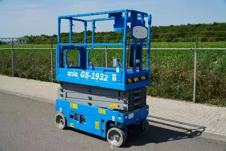 Levantamento tesoura 2019  Genie GS-1932 | 2019 (3)