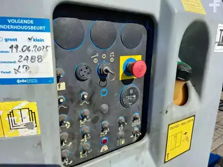 Miscelaneo 2014  Genie Z-34/22 IC 4WD | 2014 (14)