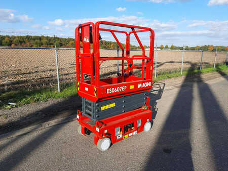 Piattaforme aeree a pantografo 2022  MAGNI ES 0607 EP | ES0607EP (3)